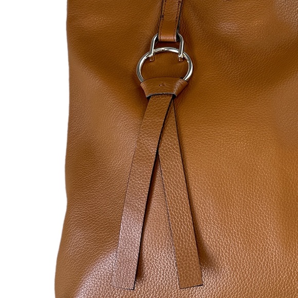 VINCE CAMUTO PLUMS LEATHER TOTE - Picture 2 of 11
